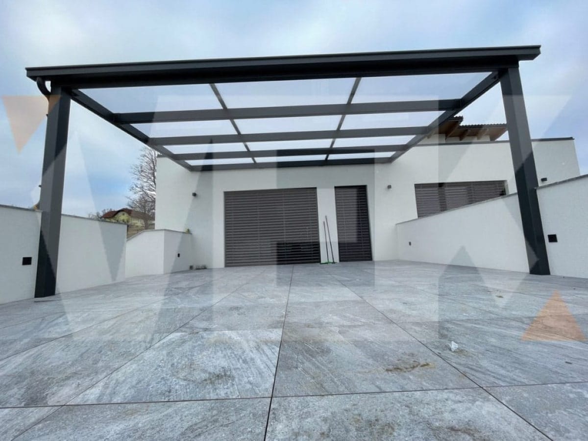 stekleni nadstreški cena